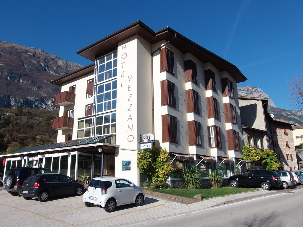 Hotel Vezzano Exterior photo